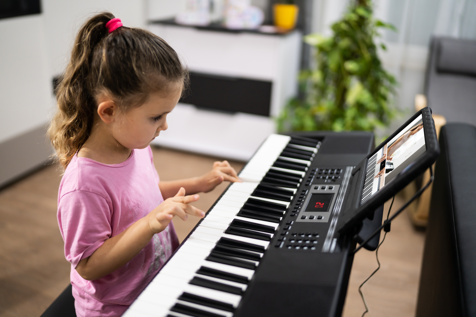 Music,Piano,Internet,Class,At,Home.,Studying,Online