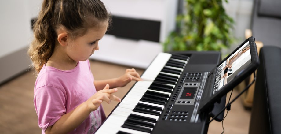 Music,Piano,Internet,Class,At,Home.,Studying,Online Music,Piano,Internet,Class,At,Home.,Studying,Online
